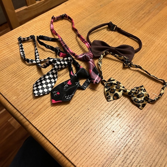 Set of 21 New Ties for Small Dogs. Mix of Bow ties and Straight Ties. - Picture 5 of 8